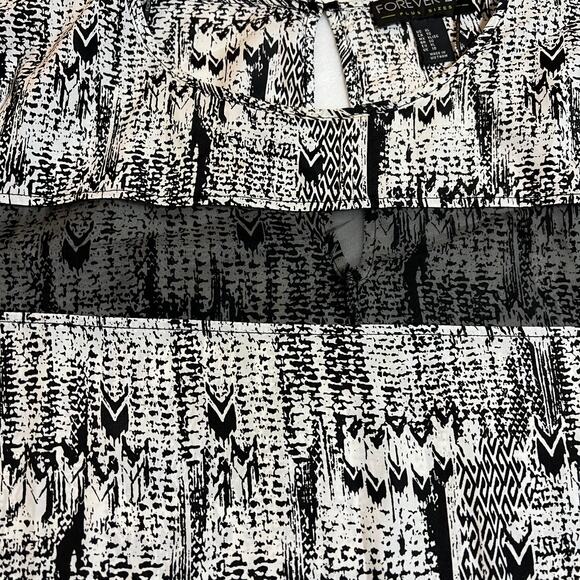 Forever 21 + Crewneck Abstract Print Blouse w/ Mesh Trim Size X-Large Neutral - Picture 5 of 9